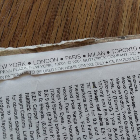 Vintage Vogue 2670 Curtains Sewing Pattern Swags Jabots UNCUT - Picture 12 of 16